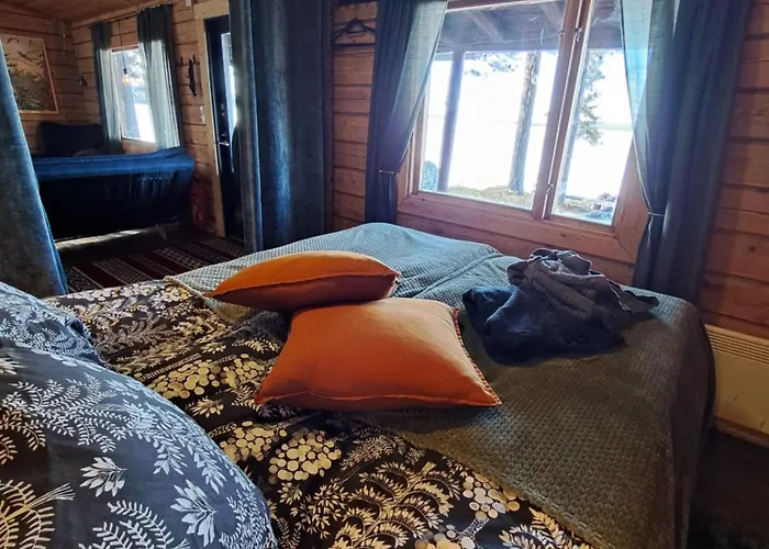 Blue Moment At The Arctic Circle- Forest, Beach, Activities Chalet Meltosjärvi